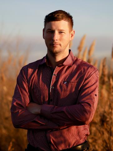 János, 34 éves polgári társkereső férfi profil fotója János, 34 éves polgári társkereső férfi profil fotója