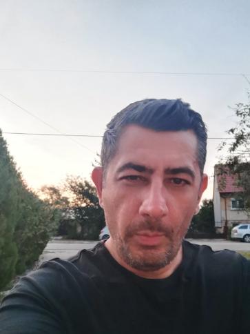 Géza, 49 éves győri társkereső férfi profil fotója