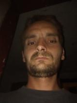 Sziasztok! János vagyok. Komoly ladi párkereső nők jelentkezését várom.