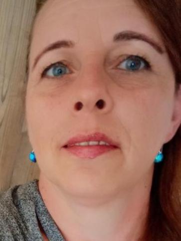 Erzsébet, 49 éves albániai társkereső nő profil fotója