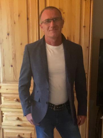 Sanyi, 53 éves rózsaszentmártoni társkereső férfi profil fotója