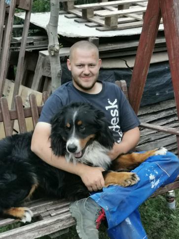 Roland, 25 éves farádi társkereső férfi profil fotója