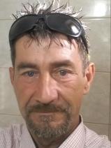 Sziasztok! Péter vagyok. Ingyenesen megismerhető szentesi nőkkel randiznék.