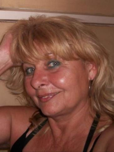 Anikó, 62 éves gyöngyösi társkereső nő profil fotója