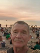 Sziasztok! Jozsef vagyok. Online ausztráliai randizni vágyó nők kattinsatok a kedvenc gombra.