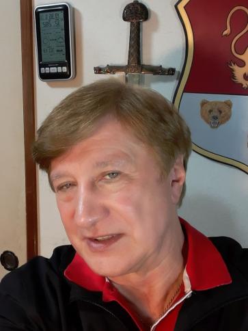 Róbert, 64 éves Budapest XIV. kerületi társkereső férfi profil fotója