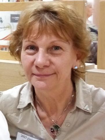 Rozália, 61 éves százhalombattai társkereső nő profil fotója