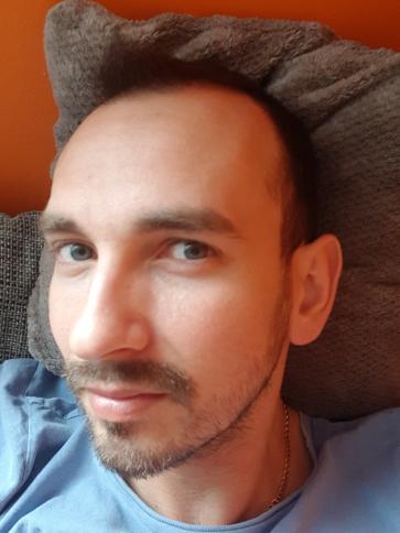Anti, 35 éves sajószögedi társkereső férfi profil fotója