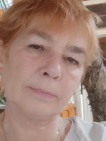 Éva, 66 éves gödi társkereső nő profil fotója
