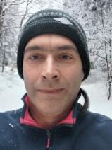 Sziasztok! András vagyok. Diplomás szombathelyi társkereső nőket keresek ismerkedési célból. Sziasztok! András vagyok. Diplomás szombathelyi társkereső nőket keresek ismerkedési célból.
