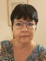 Sziasztok! Tünde vagyok. Komoly gyömrői társkereső férfiak jelentkezését várom.