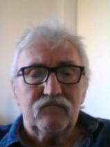 Sziasztok! Tibor vagyok. Komoly mezőnyárádi párkereső nők jelentkezését várom.