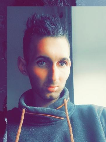 tamás, 32 éves mátraszelei társkereső férfi profil fotója