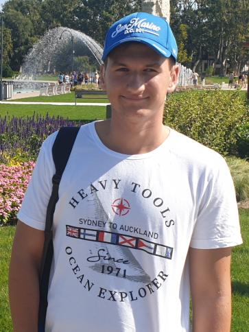 Feri, 23 éves Budapest XVI. kerületi társkereső férfi profil fotója Feri, 23 éves Budapest XVI. kerületi társkereső férfi profil fotója