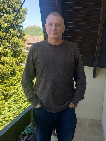 Zoltan, 54 éves kanadai társkereső férfi profil fotója