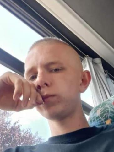 Ferenc, 24 éves ajaki társkereső férfi profil fotója