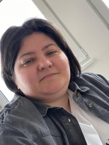 Mónika, 40 éves váci társkereső nő profil fotója