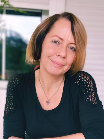 Anikó, 49 éves kaposvári társkereső nő profil fotója