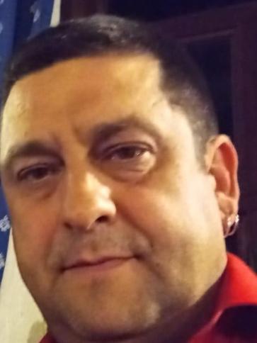 László, 43 éves abdai társkereső férfi profil fotója