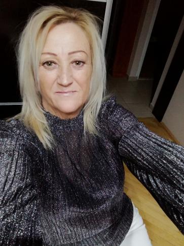 Gabriella, 55 éves dunaújvárosi társkereső nő profil fotója