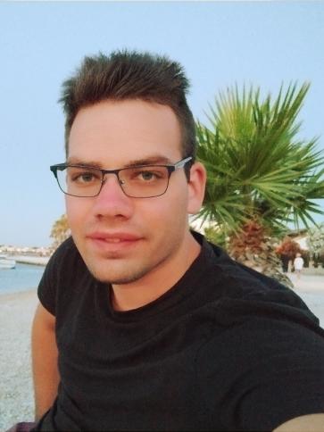 Vitéz, 27 éves bágyogszováti társkereső férfi profil fotója