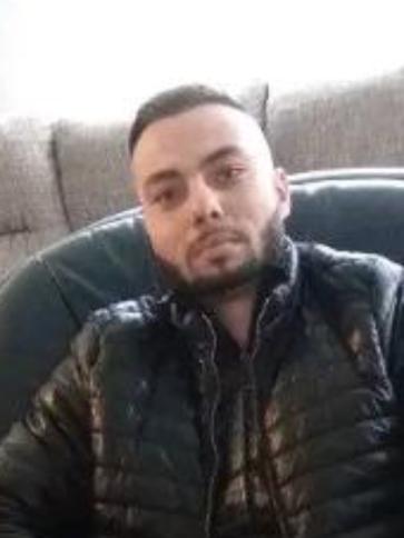 Zoltán, 32 éves mátészalkai társkereső férfi profil fotója