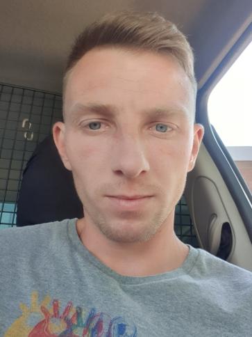 Szabolcs, 28 éves Budapest XXI. kerületi társkereső férfi profil fotója