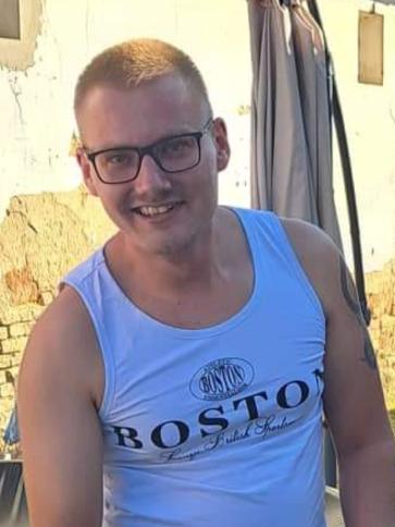 Péter, 33 éves szadai társkereső férfi profil fotója