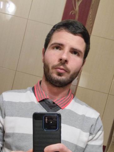 Norbi, 32 éves komáromi társkereső férfi profil fotója