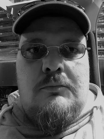 Zoltán, 49 éves veresegyházi társkereső férfi profil fotója