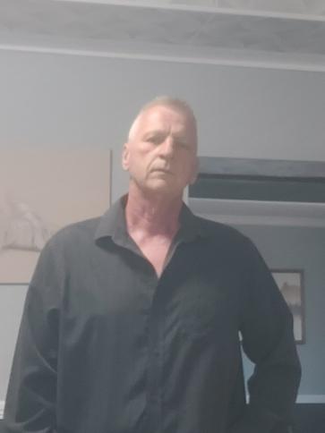 Csaba, 57 éves szegedi társkereső férfi profil fotója