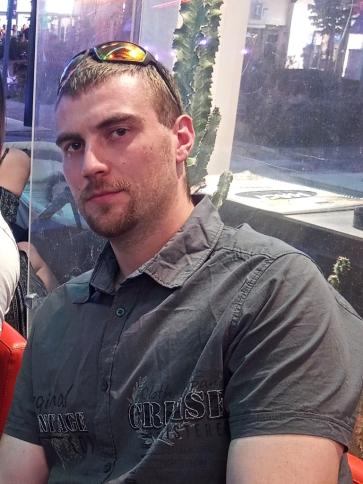 Norbert, 31 éves zirci társkereső férfi profil fotója