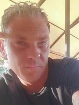 Sziasztok! András vagyok. Online celldömölki randizni vágyó nők kattinsatok a kedvenc gombra.