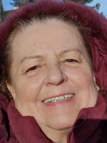 Zsuzsa, 75 éves dunakeszi társkereső nő profil fotója