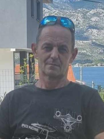 Zsolt, 53 éves sellyei társkereső férfi profil fotója