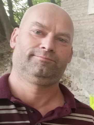 Pisti, 54 éves szekszárdi társkereső férfi profil fotója