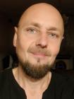 Tomi 1. párkereső fotója