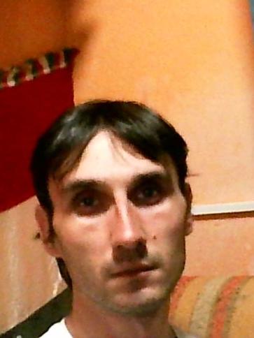 Róbert, 34 éves mándoki társkereső férfi profil fotója