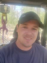 Sziasztok! Balazs vagyok. Fiatal váci párkereső lányokkal chatelnék.