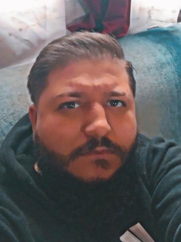 Róbert, 29 éves csornai társkereső férfi profil fotója