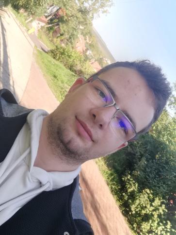 Gergo, 23 éves békéscsabai társkereső férfi profil fotója