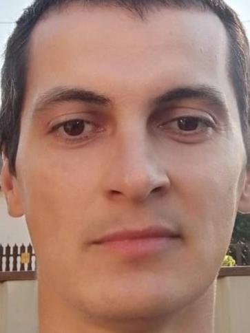 József, 37 éves nyírteleki társkereső férfi profil fotója