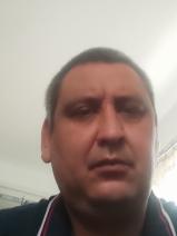 Sziasztok! Attila vagyok. Komoly kesztölci párkereső nők jelentkezését várom.