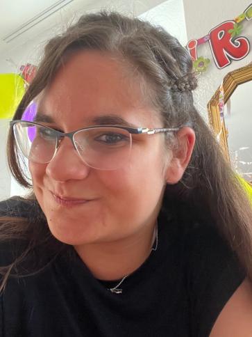 nikolet, 21 éves németországi társkereső nő profil fotója