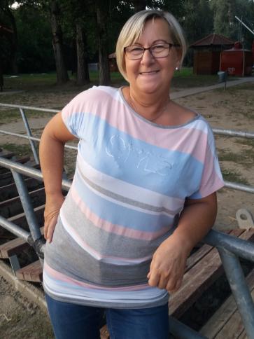 Marcsi, 66 éves makói társkereső nő profil fotója