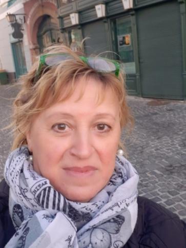 Julianna, 61 éves Budapest XVIII. kerületi társkereső nő profil fotója