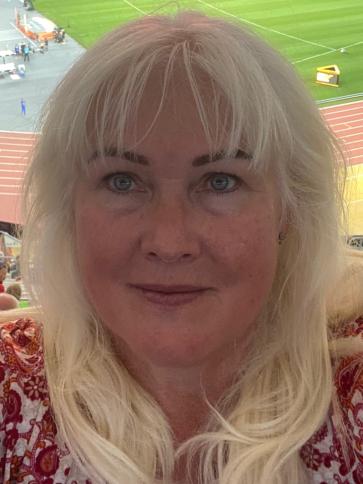 Zsuzsanna, 60 éves jászfényszarui társkereső nő profil fotója