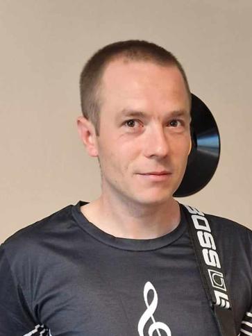 Áron, 36 éves győrladaméri társkereső férfi profil fotója