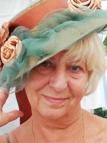Gabriella, 75 éves Budapest VI. kerületi társkereső nő profil fotója