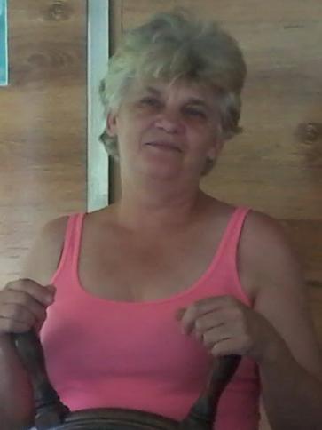 Ibolya, 60 éves váli társkereső nő profil fotója
